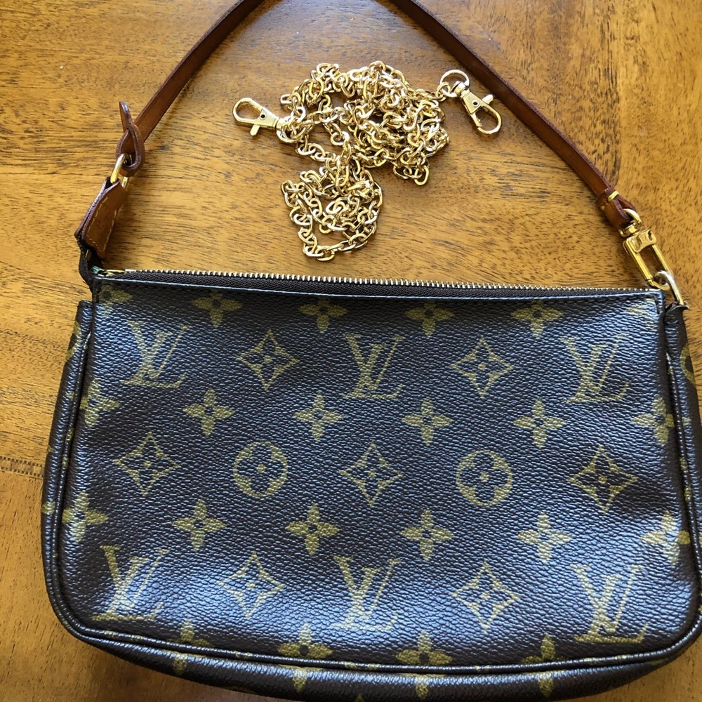 Louis Vuitton Pochette